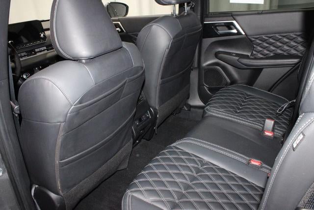 2023 Mitsubishi Outlander SEL