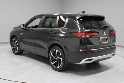 2023 Mitsubishi Outlander PHEV SE