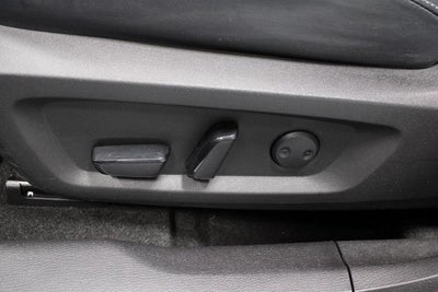 2023 Mitsubishi Outlander PHEV SE