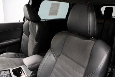 2023 Mitsubishi Outlander PHEV SE