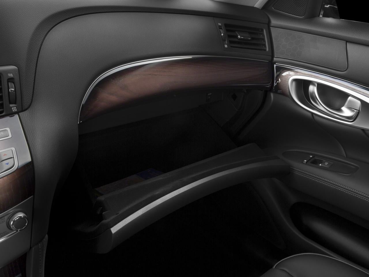 2017 INFINITI Q70 3.7X