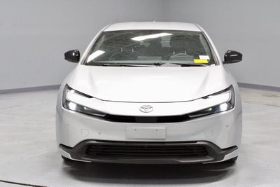 2025 Toyota Prius LE