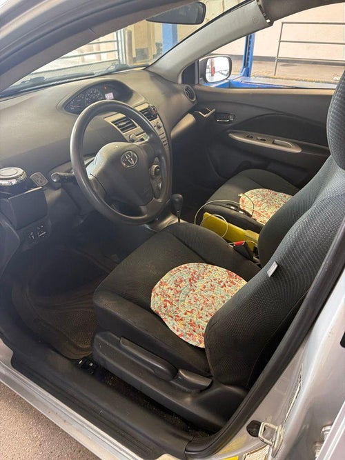 2010 Toyota Yaris Base