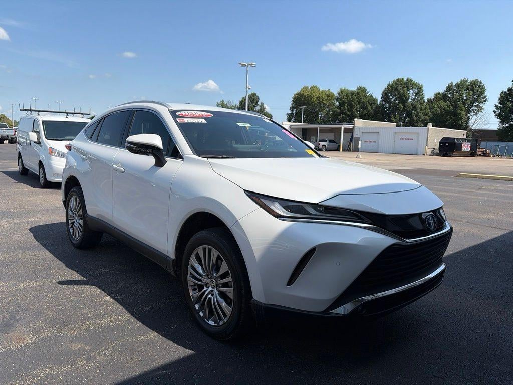 2024 Toyota Venza XLE