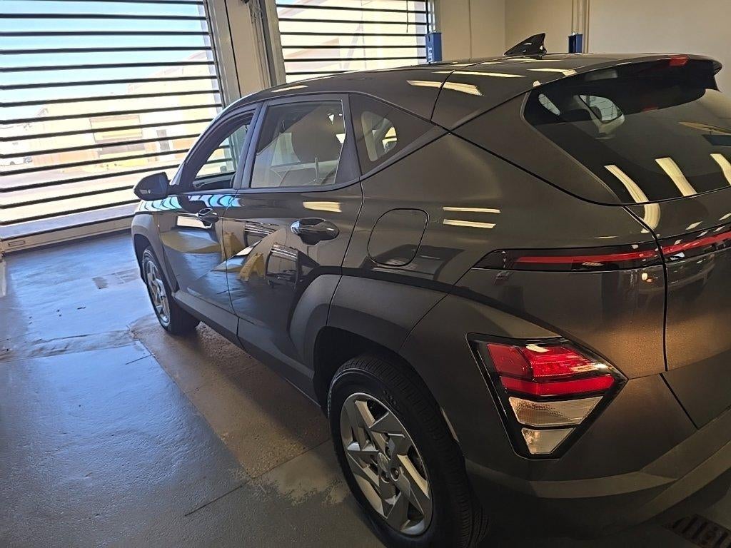 2024 Hyundai KONA SE