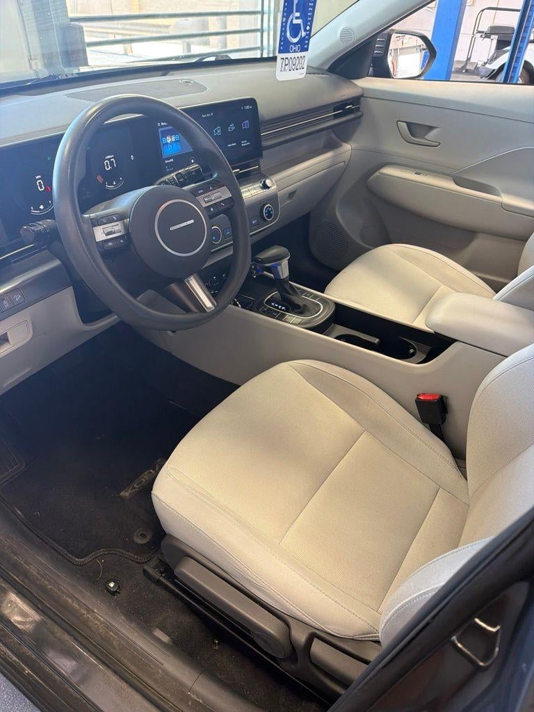 2024 Hyundai KONA SE