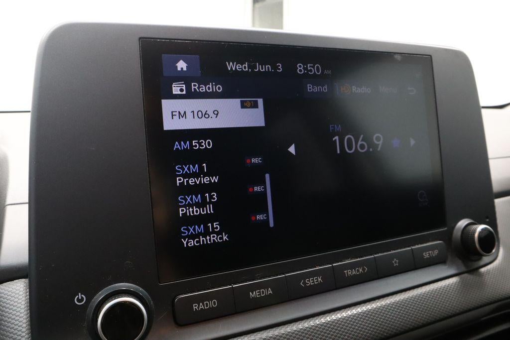 2022 Hyundai KONA SEL