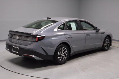 2026 Hyundai SONATA Hybrid Blue