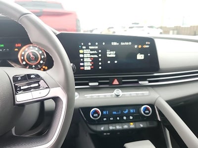 2025 Hyundai ELANTRA SEL Convenience