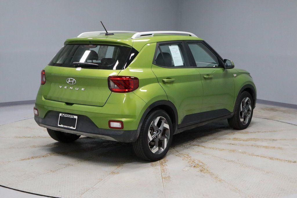 2024 Hyundai VENUE SEL