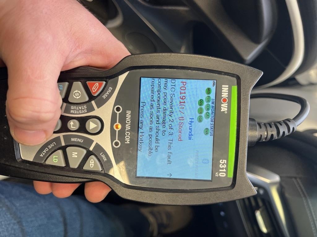 2022 Genesis G70 2.0T