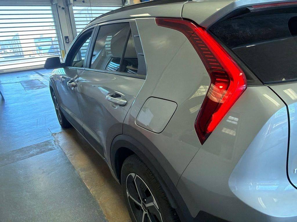 2023 Kia Niro EX
