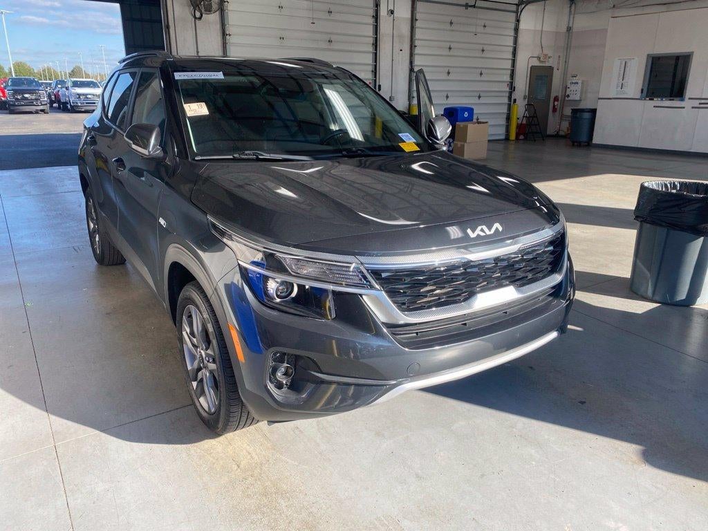 2023 Kia Seltos S