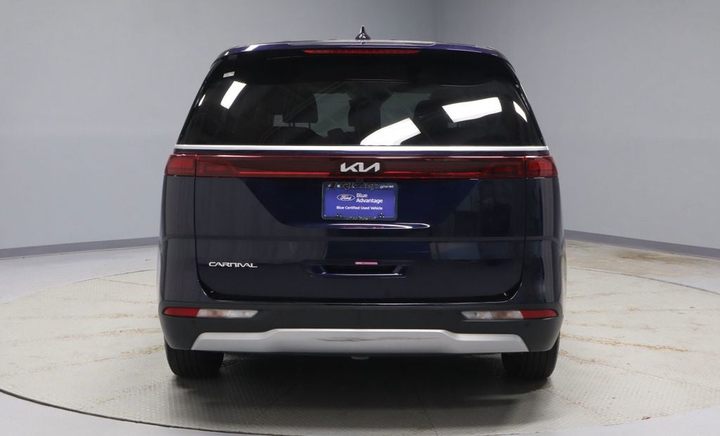 2024 Kia Carnival LX Seat Package