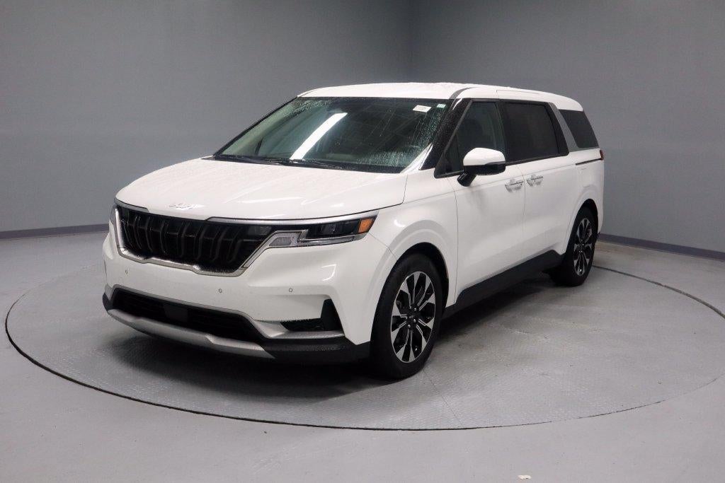 2024 Kia Carnival EX