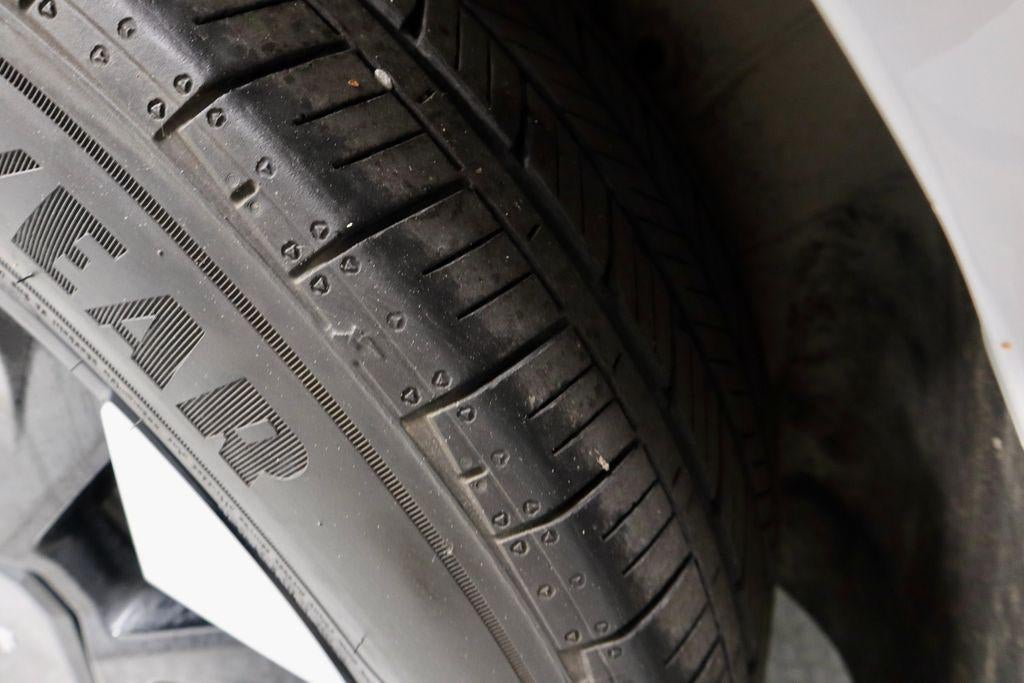 2025 Kia Carnival EX