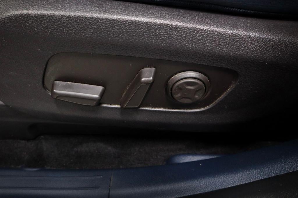 2025 Kia Carnival EX