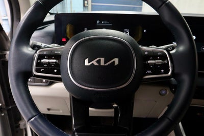 2025 Kia Carnival EX