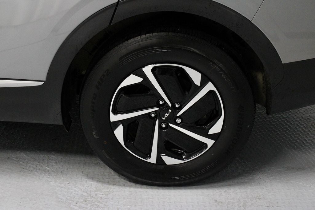 2025 Kia Sportage Hybrid LX