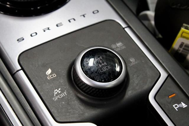 2025 Kia Sorento Plug-In Hybrid EX