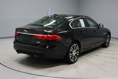2020 Jaguar XF 30t Prestige