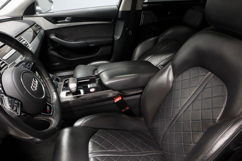 2013 Audi S8 4.0T