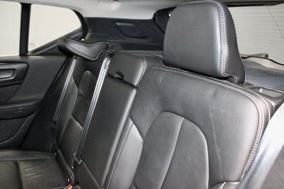 2022 Volvo XC40 T5 Inscription