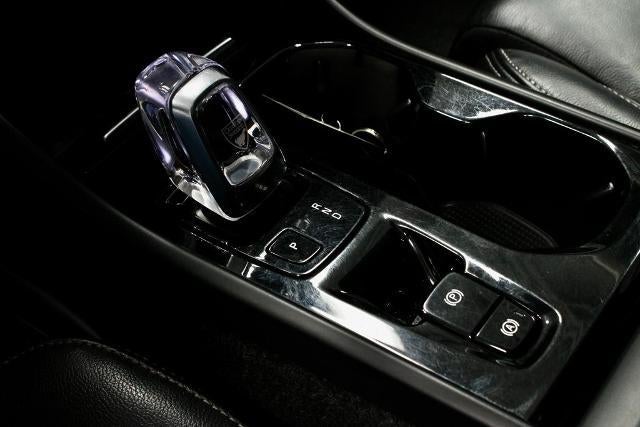 2022 Volvo XC40 T5 Inscription