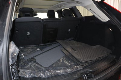2024 Volvo XC60 Recharge Plug-In Hybrid T8 Plus Dark Theme