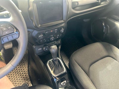 2022 Jeep Renegade Altitude